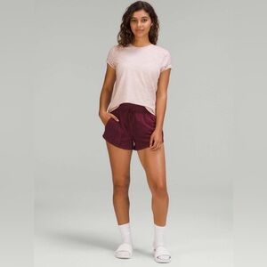 Lululemon 2022 Love Crew Short Sleeve T-Shirt
Summit Wash Smoky Topaz 14